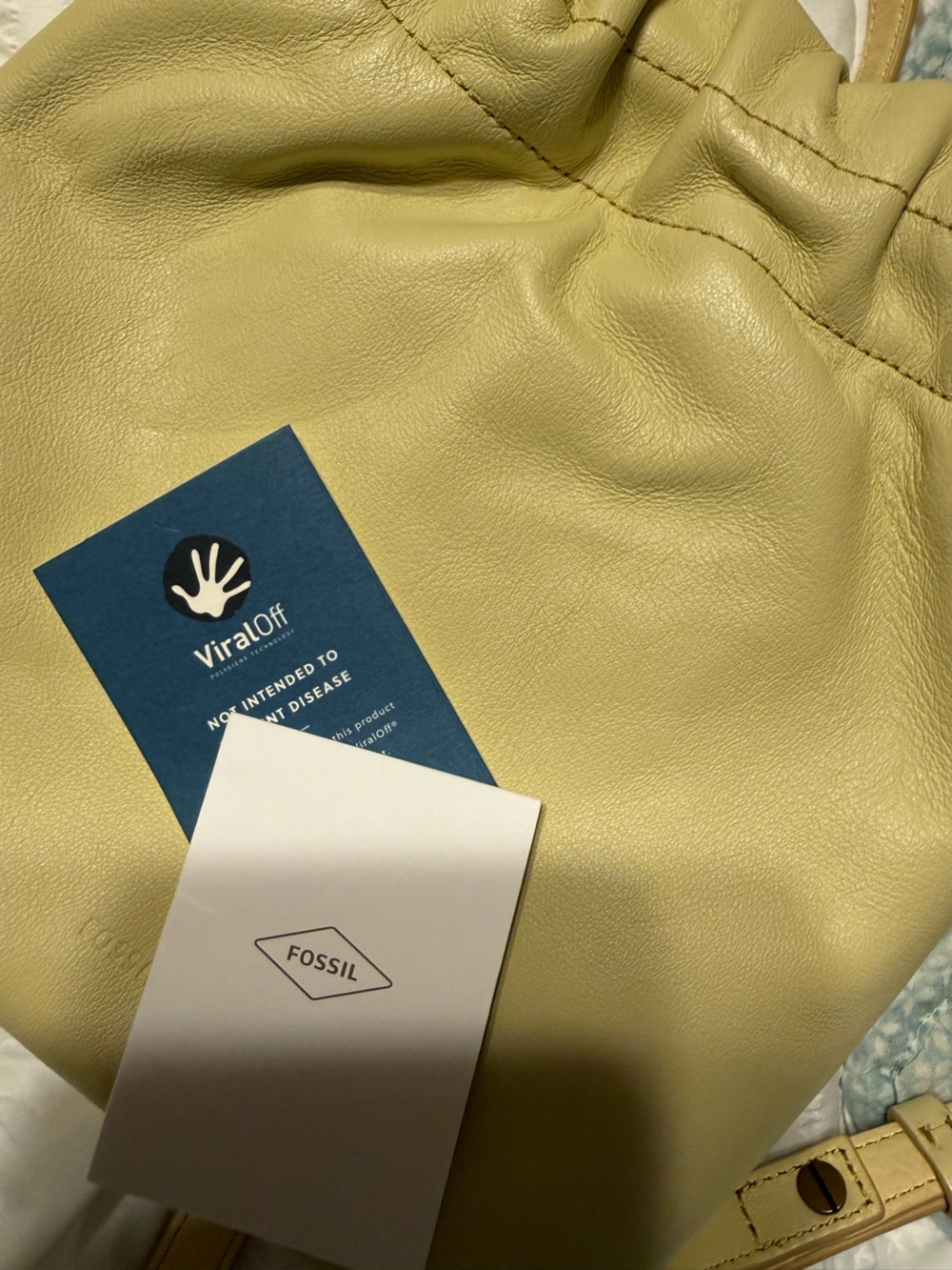 Women's Drawstring Bucket Bag in Pale Yellow - Gigi Drawstring - Picture 4 of 7